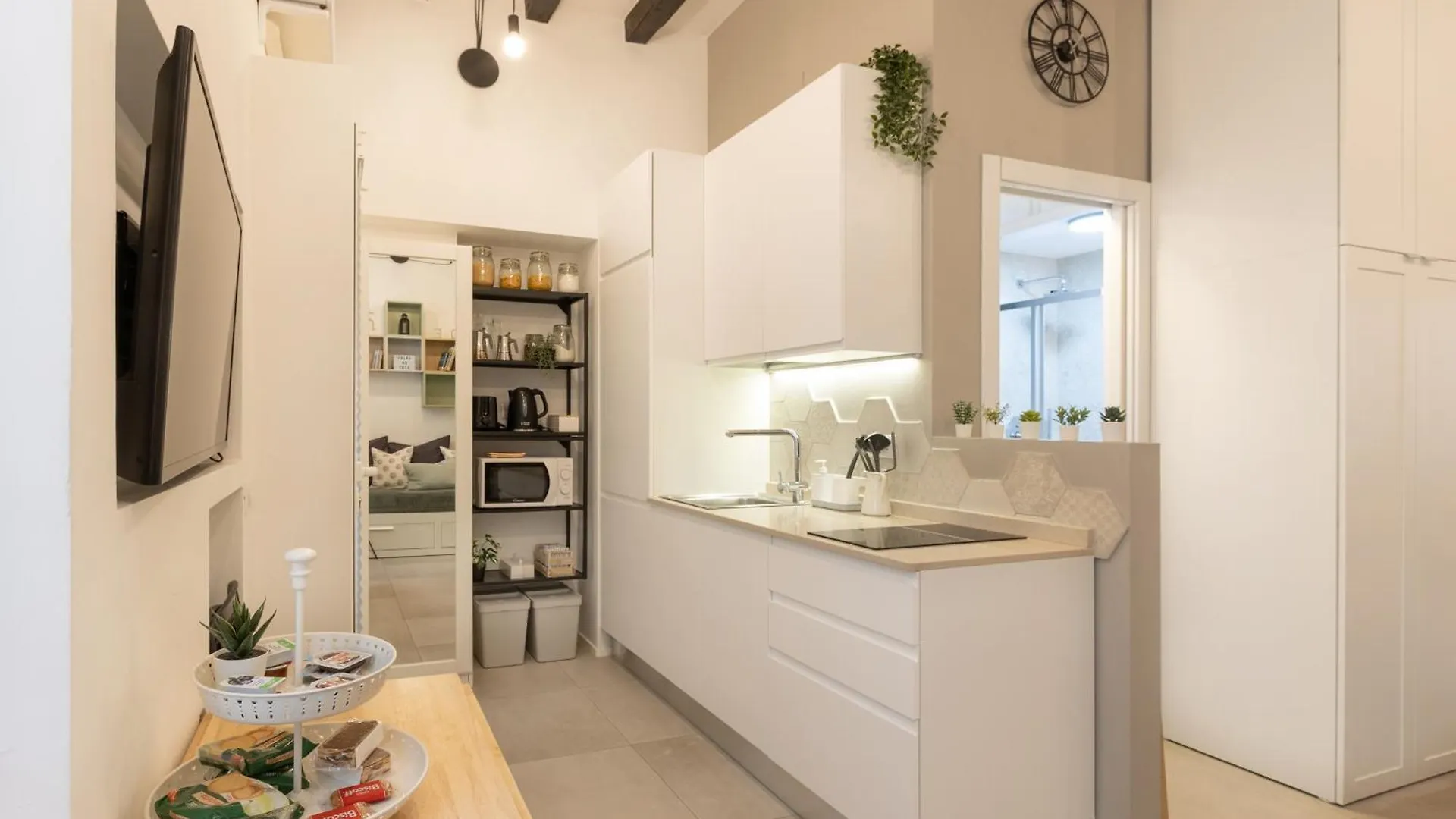 Bricks & Beams Studio In The Key Area Of Milan